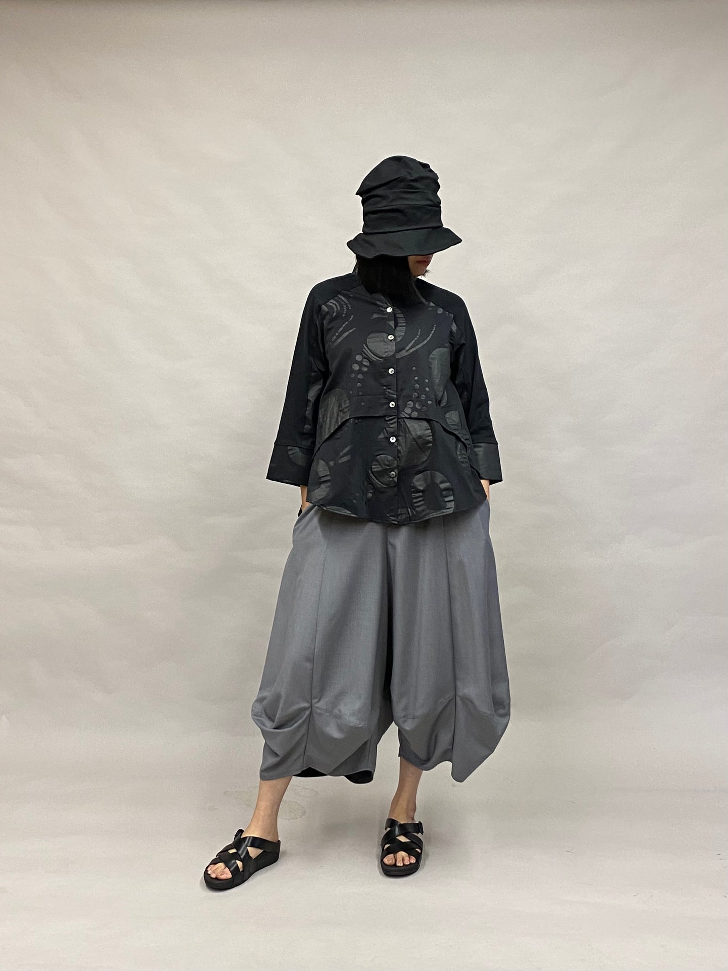 バルーン ワイドパンツ【グレー】ヨシヨシバイピージェイ