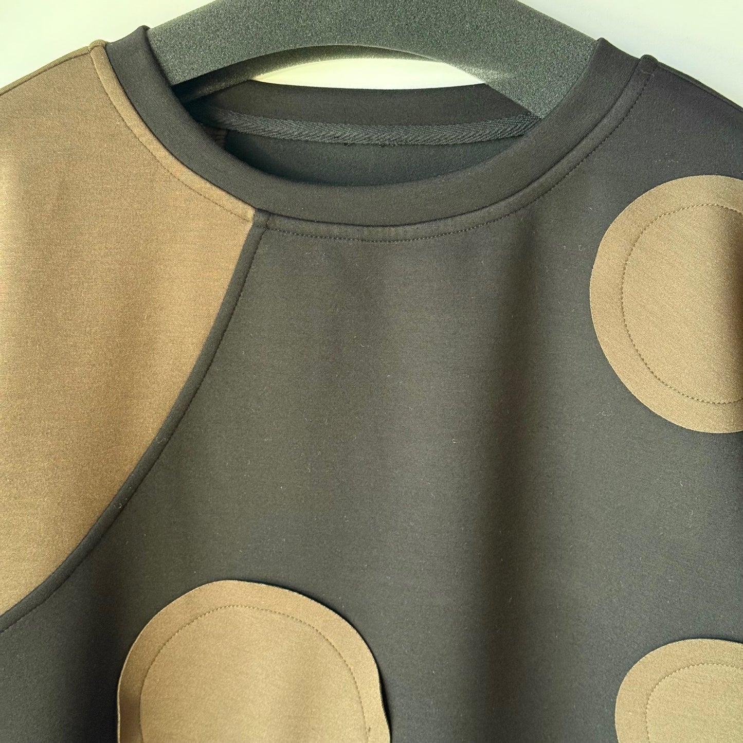 アシンメトリー切替 ドットアップリケ ロングTシャツ BPW-25528 [Bell Pony]