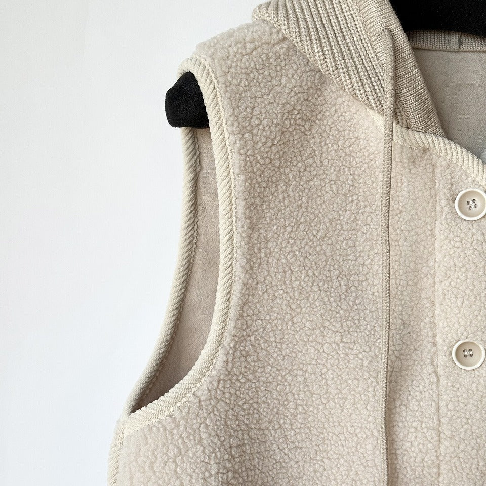 ニットフード付き 異素材切替 プードルボアベスト BPW-25588  [Bell Pony]