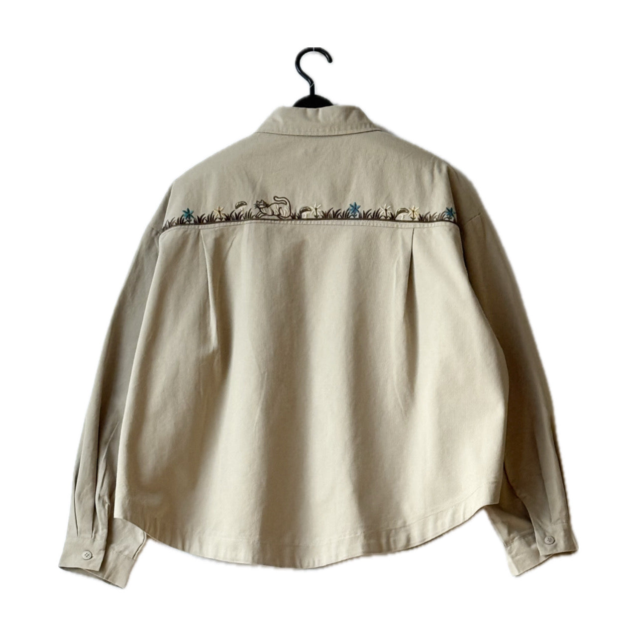 猫+フラワー刺繍シャツ 長袖 BPA-25094 [Bell Pony] – YK