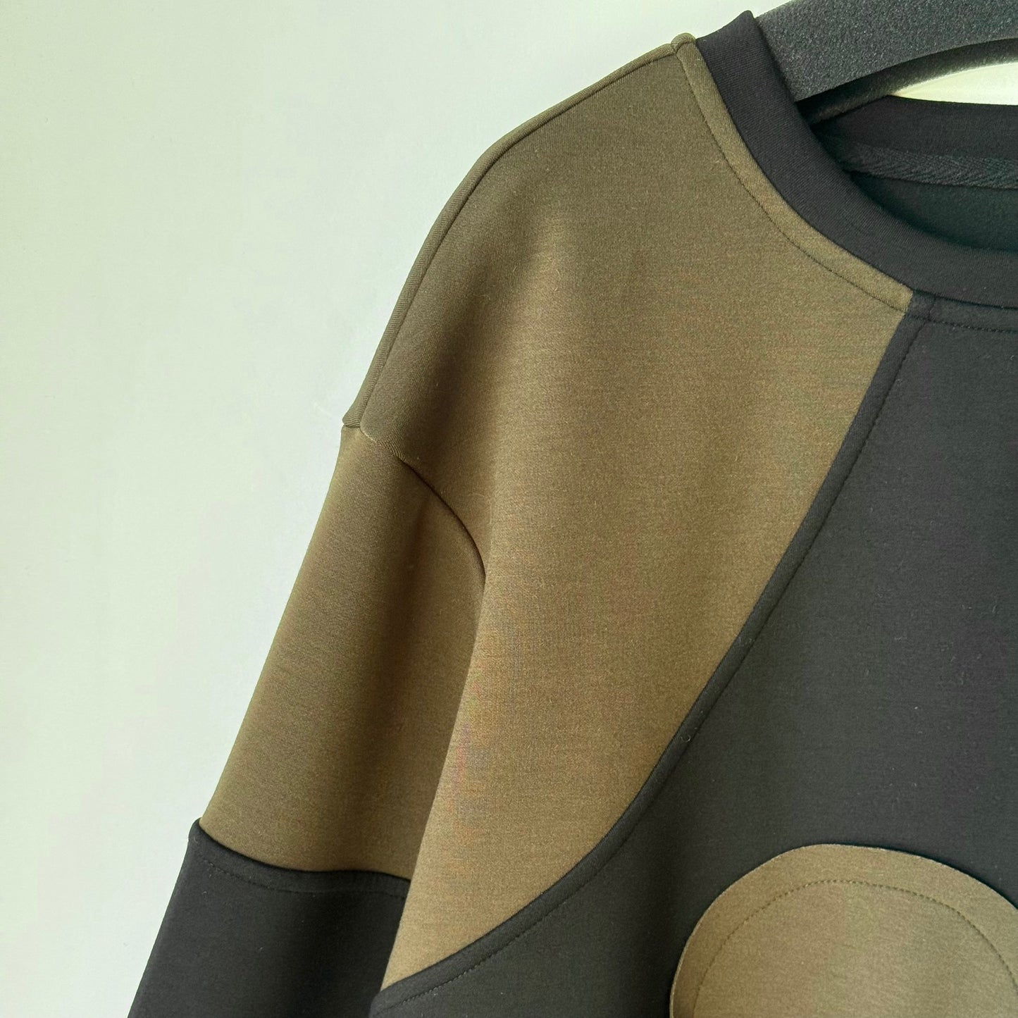 アシンメトリー切替 ドットアップリケ ロングTシャツ BPW-25528 [Bell Pony]