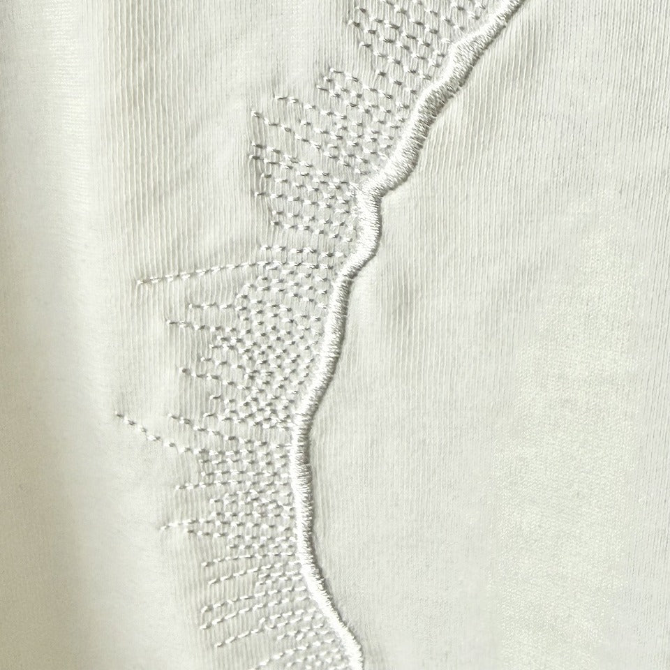 異素材切り替え アート刺繍 ビッグTシャツ BPS-26664 [Bell Pony]