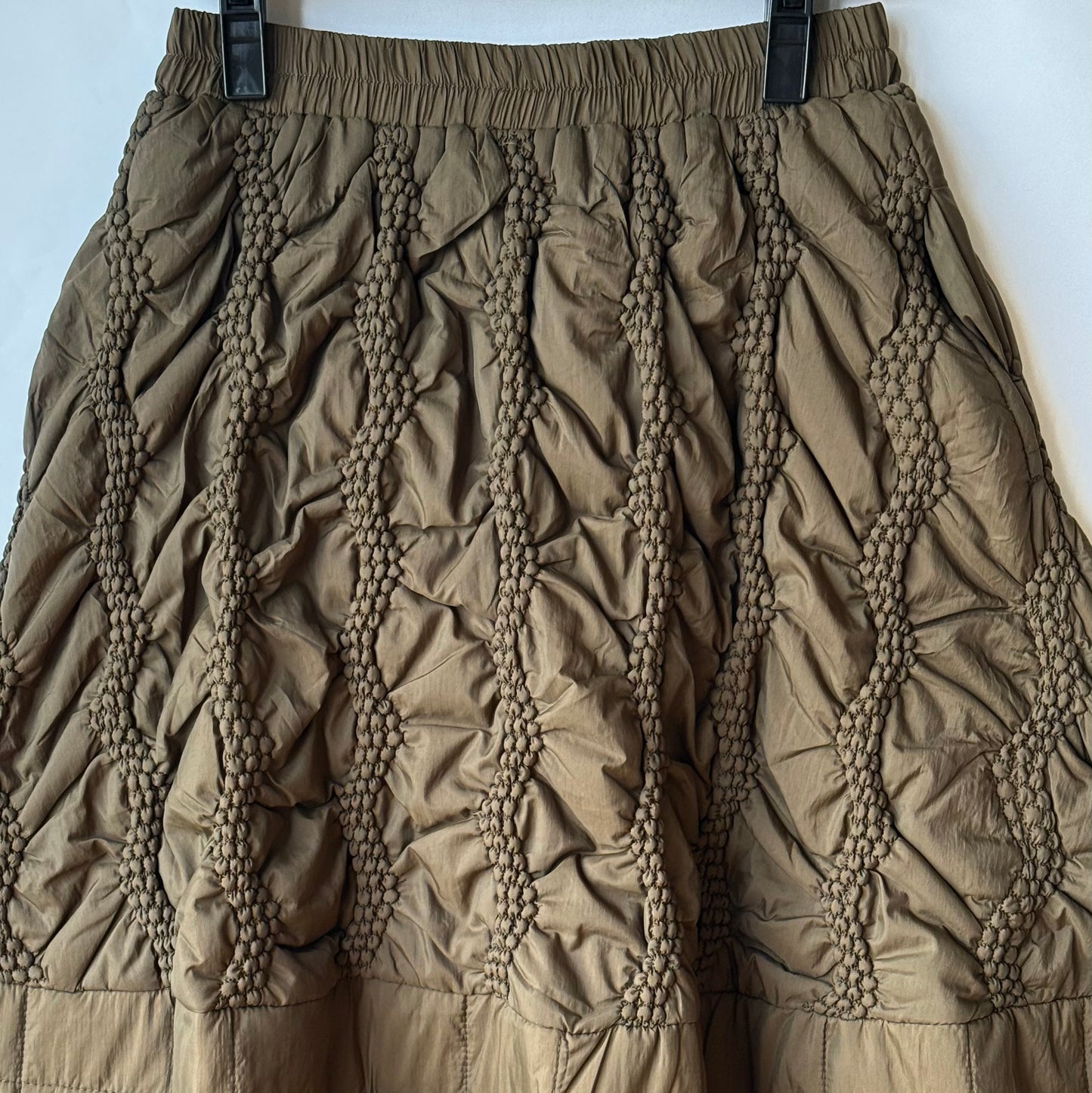 ケーブル風ステッチ キルティングロングスカート BPW-25670 [Bell Pony]