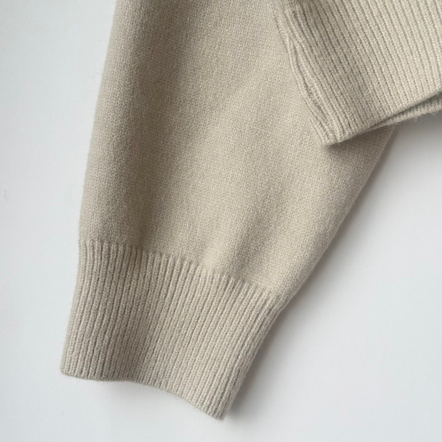 水玉柄 ニットセーター BPW-25501 [Bell Pony]