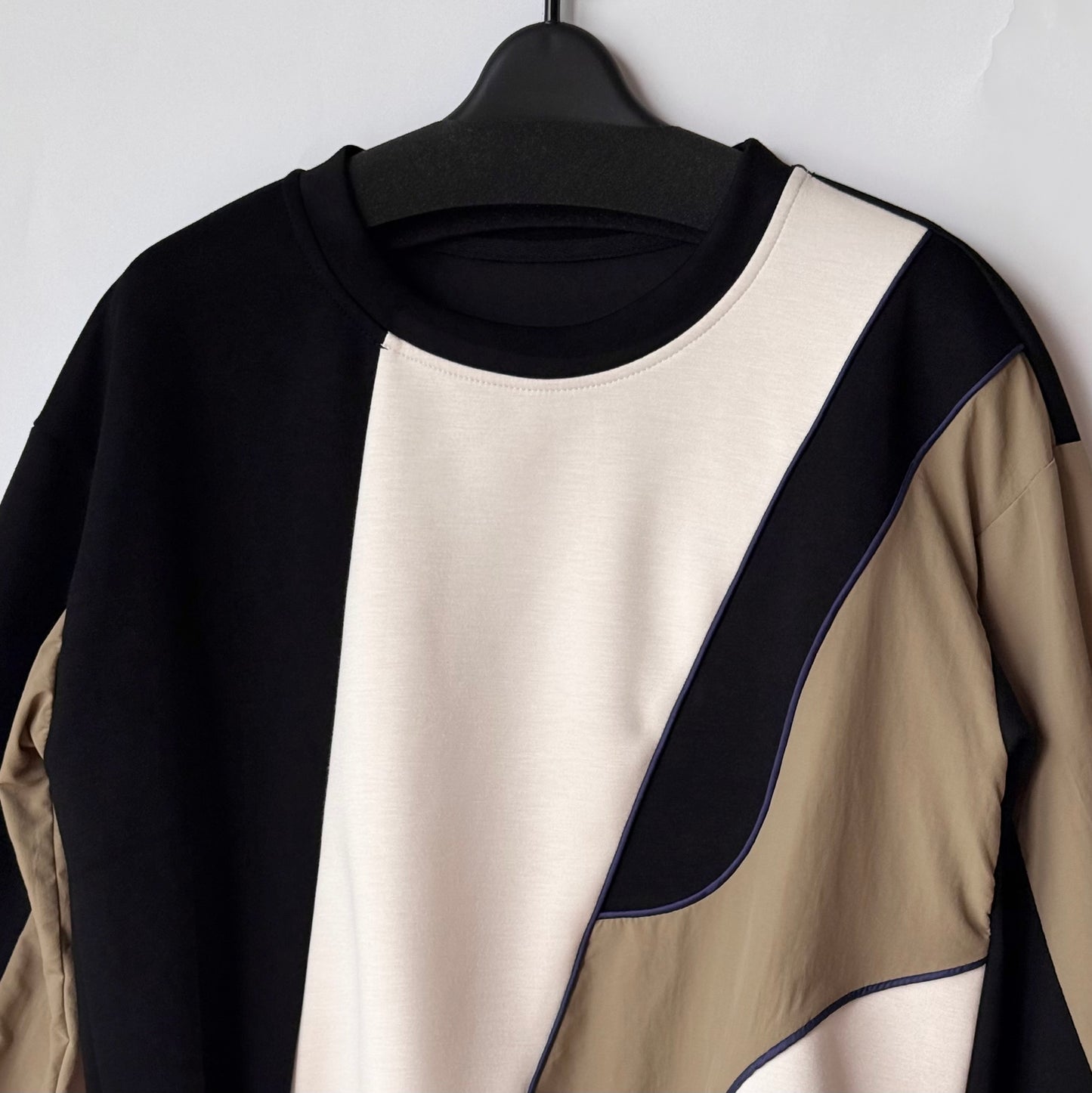 アシンメトリー異素材配色切り替え プルオーバー 長袖 BPA-25106 [Bell Pony]