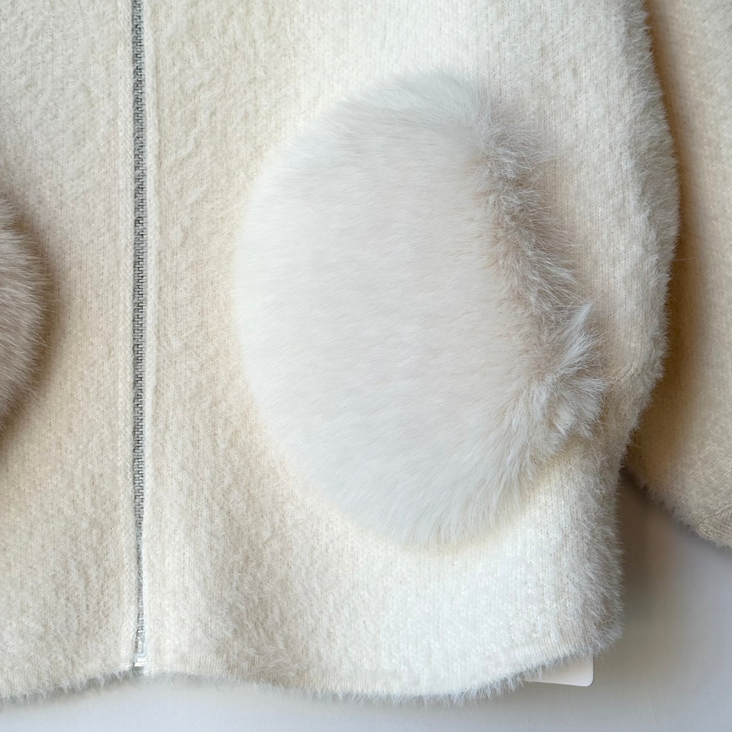 ふわふわファーポケット ジップニットジャケット BPW-25576 [Bell Pony]