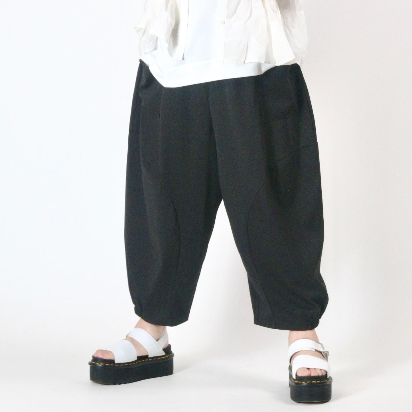 リラックスシルエット 切替えデザインワイドパンツ BP-250502SC  [Bell Pony]